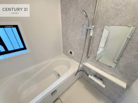 �����@������Ƃ����������̂���o�X���[���I���K�ȃo�X�^�C��������܂��I
1���̔�����������Ɩ����Ă����f�G�ȃ����N�[�[�V������ԂɂȂ肻���ł��ˁB