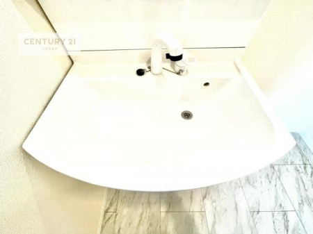 ���ʑ�E���ʏ��@�[�����ʑ�{�E���́A�������˂ɂ����̂ł�����ꂪ�y�X�I���������ۂĂ܂��I
�L���C�Ȑ��ʏ��Ŏ��������̃��`�x�[�V�������オ��܂��ˁI