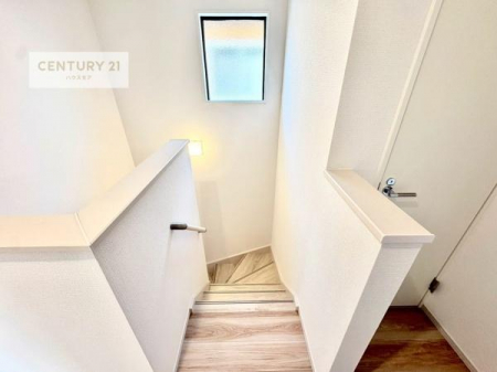 ���̑����ρ@�K�i�͖��邭�萠������Ă��܂��B���q�l�₲�N�z�̕������S���Ă����p�����܂��ˁB