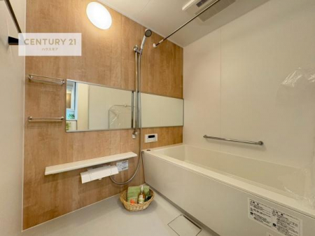 �����@�������������l�̕��͋C�̃o�X���[���́A�����o�Ă��ăo�X�^�C�����[���I
���d���撣���Ă��邲�J���ɂ��D�݂̓����̓����܂����āA�y����ł݂Ă͂������ł��傤���H