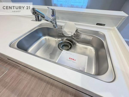 �L�b�`���@���C�h�ȃV���N�ł��ˁI�������˂ɂ������������₷���Ǝ����y�X�d�l�̃V�X�e���L�b�`���ł��I
�f�U�C�����Ƌ@�\�������˂��L�b�`���Ő�����������܂��ˁI