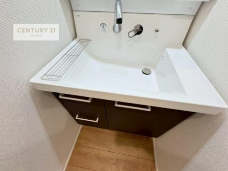 ���ʑ�E���ʏ��@�[�����ʑ�{�E���́A�������˂ɂ����̂ł�����ꂪ�y�X�I���������ۂĂ܂��I
�L���C�Ȑ��ʏ��Ŏ��������̃��`�x�[�V�������オ��܂��ˁI