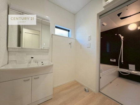 ���ʑ�E���ʏ��@�����t���̖��邢���ʎ��ł��I���C�������ɓ���ւ����ł��Đ����ɕۂ��Ƃ��ł��܂��I���R�����������ނ̂ł����ς̎d�オ����ǂ��Ȃ�܂��ˁI