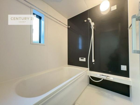 �����@�������������l�̕��͋C�̃o�X���[���́A�����o�Ă��ăo�X�^�C�����[���I
���d���撣���Ă��邲�J���ɂ��D�݂̓����̓����܂����āA�y����ł݂Ă͂������ł��傤���H