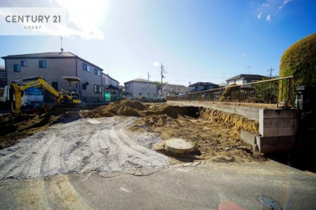 ���ԏ�@���ԃX�y�[�X��2�䕪����܂��I�Z�J���h�J�[�͂������A�o�C�N�⎩�]�ԂȂǂ��u���ꏊ�ɍ���܂���B