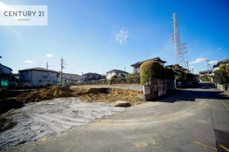 ���̑����n�@�O�ʓ��H��4���I�z����ǍD�ȗ��n�ł��B
�Ԍɓ��ꂪ���ȕ������S�ł��ˁB