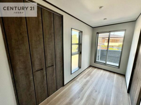 �m���@�o���R�j�[�ɖʂ��Ă���m���ł��B���邭�����肪����A���C����������ł��܂��I���N���āA�O�ɏo�Ĕw�L�т����[�ċz�����ǂ������}������邱�Ƃ��ł��܂��B