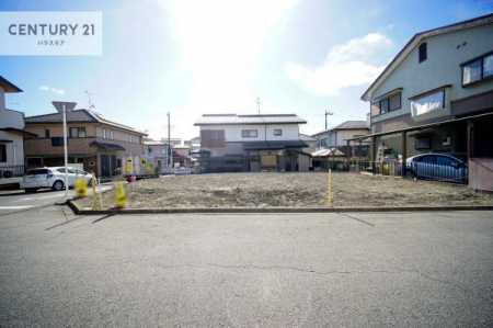 ���ԏ�@���ԃX�y�[�X��2�䕪����܂��I�Z�J���h�J�[�͂������A�o�C�N�⎩�]�ԂȂǂ��u���ꏊ�ɍ���܂���B