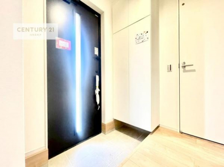 ���ց@�V���[�Y�{�b�N�X�t���Ȃ̂ŁA���ւ��Еt�����|�������₷���ł��I
�X�b�L���������ւŌ˂��J�����u�ԁA�������̂���S�n������Ԃ��o�}���Ă���܂��B
