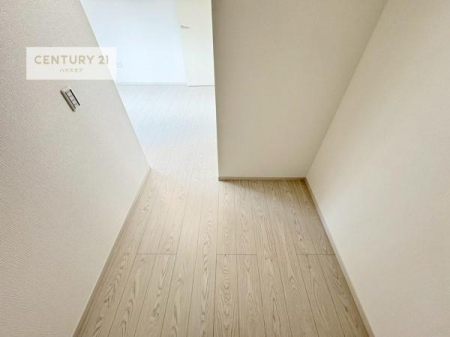 ���[�@�E�H�[�N�C���N���[�[�b�g�t���ł��B��������̂��m���Ȃǂ����[���Ă��������ł��ˁI���ɂ���@�������ȂǋG�ߕ��̑傫�ȉƓd�����[�ł��܂��B