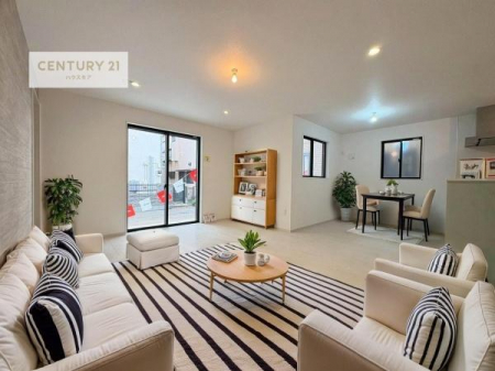 ���r���O�@�Ƌ��CG�p�[�X�ł��B�D�����z���܂肪���r���O����ł���ċ��S�n�̗ǂ���Ԃ����o���Ă���܂��I
���났�̎��Ԃ��߂����܂��I