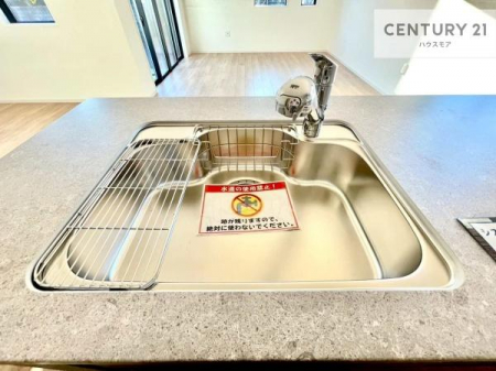 �L�b�`���@���C�h�ȃV���N�ł��ˁI�������˂ɂ������������₷���Ǝ����y�X�d�l�̃V�X�e���L�b�`���ł��I
�f�U�C�����Ƌ@�\�������˂��L�b�`���Ő�����������܂��ˁI