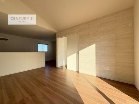 ���r���O�@�L�X�_�C�j���O�X�y�[�X�I������肨�H���B�΂��������y�������Ԃ��߂����܂��B���X�̔���������܂��I