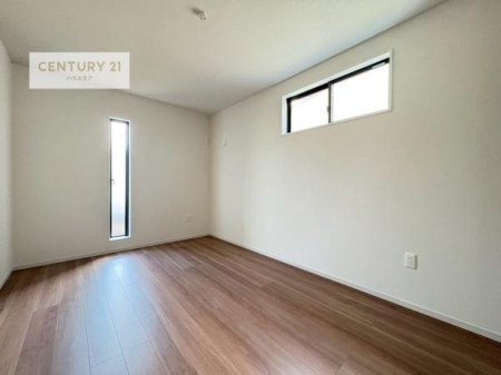 �Q���@�D���������������ޗm���́A���̖ڊo�߂��C�������ǂ������ł��ˁB���������Ԃ��������Ɖ߂������Ƃ��ł��܂��B�D�����F�����̃t���[�����O���ǂ�ȉƋ�ɂ��}�b�`���܂��I