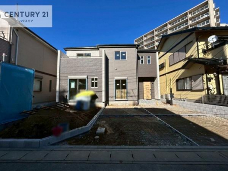 ���ԏ�@���ԃX�y�[�X��2�䕪����܂��I�Z�J���h�J�[�͂������A�o�C�N�⎩�]�ԂȂǂ��u���ꏊ�ɍ���܂���B�y���n�̔���J�Ò��z