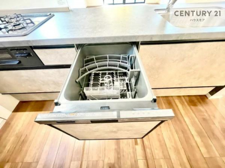 �L�b�`���@�H��@�t���I�Z��������~��͎�r��h�~�Ƃ��đ劈�􂵂܂��I�r���g�C���d�l�Ȃ̂ŁA�ꏊ����炸�����X�y�[�X���L���g���Ď�ۂ悭��Ƃ��o���܂��I