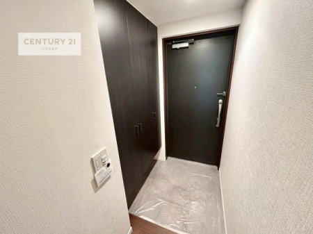 ���ց@�V���[�Y�{�b�N�X�t���Ȃ̂ŁA���ւ��Еt�����|�������₷���ł��I
�X�b�L���������ւŌ˂��J�����u�ԁA�������̂���S�n������Ԃ��o�}���Ă���܂��B

