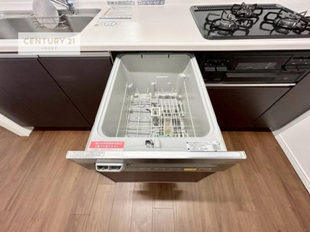 �L�b�`���@�H��@�t���̃L�b�`���ł��I�Z���������r��h�~�Ƃ��đ�ϊ��􂷂�֗��Ȏd�l�ł��I�r���g�C���Ȃ̂ŃL�b�`���̏ꏊ����炸�����X�y�[�X���L���g�����Ƃ��o���܂��I