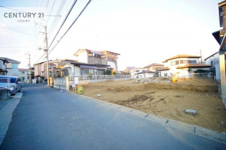 ���̑����n�@�O�ʓ��H4���I�z����ǍD�ȗ��n�ł��B
�Ԍɓ��ꂪ���ȕ������S�ł��ˁB