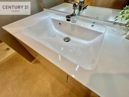 ���ʑ�E���ʏ��@�[�����ʑ�{�E���́A�������˂ɂ����̂ł�����ꂪ�y�X�I���������ۂĂ܂��I
�L���C�Ȑ��ʏ��Ŏ��������̃��`�x�[�V�������オ��܂��ˁI