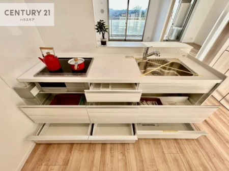 �L�b�`���@���[�X�y�[�X���L�x�ŁA�����X�y�[�X���X�b�L���ƕЕt���Ђ�`�����p�ł��܂��I
���K�ɍ�Ƃ��ł��܂��I�����̗���������܂��I