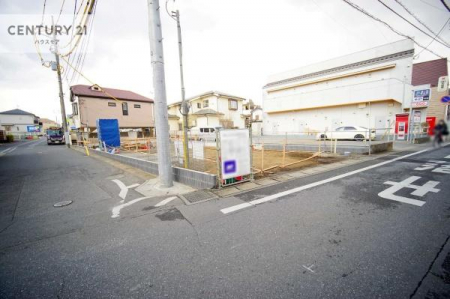 ���̑����n�@�O�ʓ��H��7.5���I�z����ǍD�ȗ��n�ł��B
�Ԍɓ��ꂪ���ȕ������S�ł��ˁB