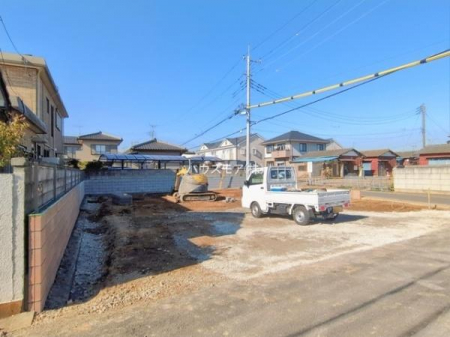 ���ԏ�@���ԃX�y�[�X��4�䕪����܂��I�Z�J���h�J�[�͂������A�o�C�N�⎩�]�ԂȂǂ��u���ꏊ�ɍ���܂���B