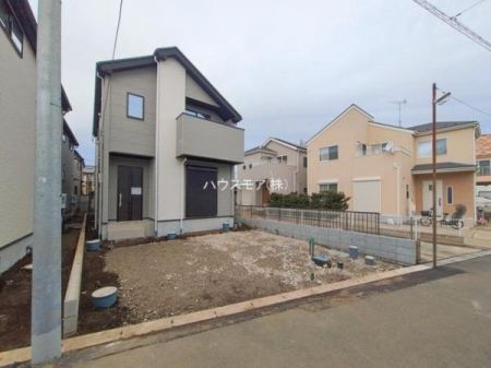 ���ԏ�@���ԃX�y�[�X��2�䕪����܂��I�Z�J���h�J�[�͂������A�o�C�N�⎩�]�ԂȂǂ��u���ꏊ�ɍ���܂���B