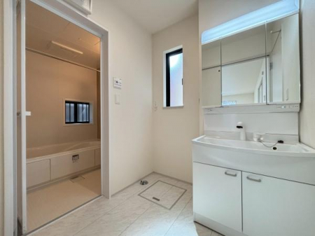 �����\�z�}(����)�@�����t���̖��邢���ʎ��ł��I���C�������ɓ���ւ����ł��Đ����ɕۂ��Ƃ��ł��܂��I���R�����������ނ̂ł����ς̎d�オ����ǂ��Ȃ�܂��ˁI�i���d�l�j