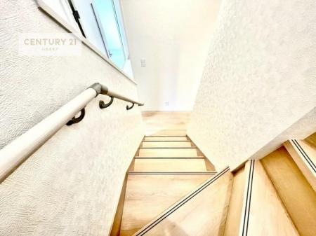 ���̑����ρ@�K�i�͖��邭�萠������Ă��܂��B���q�l�₲�N�z�̕������S���Ă����p�����܂��ˁB