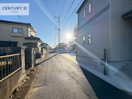 ���̑����n�@�O�ʓ��H��4.23���I�z����ǍD�ȗ��n�ł��B
�Ԍɓ��ꂪ���ȕ������S�ł��ˁB