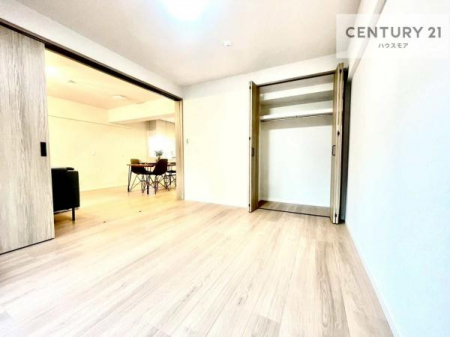 ���r���O�ȊO�̋����@���[�X�y�[�X�����Ă��܂��I�������X�b�L�����ڂ��鎖���ł��܂��ˁB
�Ƌ��I�΂Ȃ��V���v���ȃf�U�C���ׁ̈A�Ƌ��I�΂����C�ɓ���̋�ԍ�肪�ł������ł��ˁB