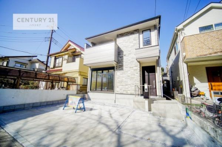 ���ԏ�@���ԃX�y�[�X��2�䕪����܂��I�Z�J���h�J�[�͂������A�o�C�N�⎩�]�ԂȂǂ��u���ꏊ�ɍ���܂���B