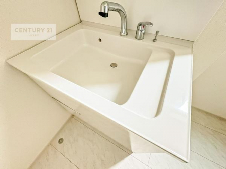 �����\�z�}(����)�@�[�����ʑ�{�E���́A�������˂ɂ����̂ł�����ꂪ�y�X�I���������ۂĂ܂��I
�L���C�Ȑ��ʏ��Ŏ��������̃��`�x�[�V�������オ��܂��ˁI�i���d�l�j