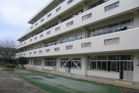 ���ӊ��@-