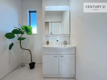 ���ʑ�E���ʏ��@�����̂������ʏ��́A���ƕ�������₷���A���ł����K�ɂ��g�����������܂��B�O�ʋ��Ŏg�����肪�ǂ��A�������[�������Ă���܂��̂ŁA���p�i��X�L���P�A�p�i���������萮���ł��܂��B