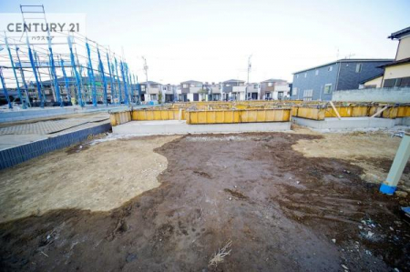 ���ԏ�@���ԃX�y�[�X��2�䕪����܂��I�Z�J���h�J�[�͂������A�o�C�N�⎩�]�ԂȂǂ��u���ꏊ�ɍ���܂���B