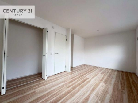 ���r���O�ȊO�̋����@���[�X�y�[�X�����Ă��܂��I�������X�b�L�����ڂ��鎖���ł��܂��ˁB
�Ƌ��I�΂Ȃ��V���v���ȃf�U�C���ׁ̈A�Ƌ��I�΂����C�ɓ���̋�ԍ�肪�ł������ł��ˁB