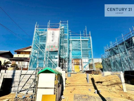 ���ԏ�@���ԃX�y�[�X��2�䕪����܂��I�Z�J���h�J�[�͂������A�o�C�N�⎩�]�ԂȂǂ��u���ꏊ�ɍ���܂���B