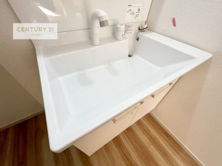 ���ʑ�E���ʏ��@�[�����ʑ�{�E���́A�������˂ɂ����̂ł�����ꂪ�y�X�I���������ۂĂ܂��I
�L���C�Ȑ��ʏ��Ŏ��������̃��`�x�[�V�������オ��܂��ˁI