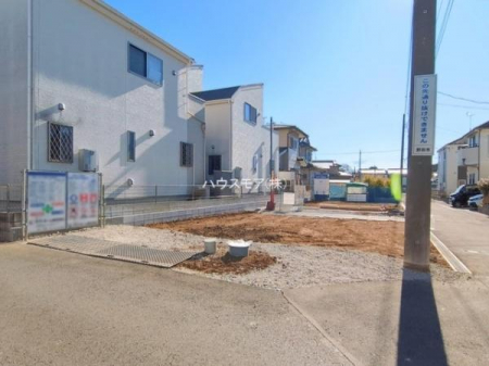 ���ԏ�@���ԃX�y�[�X��2�䕪����܂��I�Z�J���h�J�[�͂������A�o�C�N�⎩�]�ԂȂǂ��u���ꏊ�ɍ���܂���B