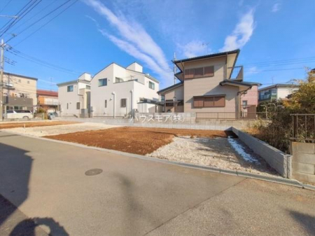 ���ԏ�@���ԃX�y�[�X��2�䕪����܂��I�Z�J���h�J�[�͂������A�o�C�N�⎩�]�ԂȂǂ��u���ꏊ�ɍ���܂���B