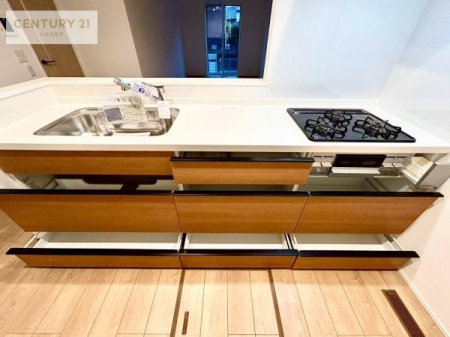 �L�b�`���@���[�X�y�[�X���L�x�ŁA�����X�y�[�X���X�b�L���ƕЕt���Ђ�`�����p�ł��܂��I
���K�ɍ�Ƃ��ł��܂��I�����̗���������܂��I