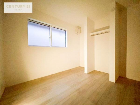 �m���@���[�X�y�[�X�����Ă��܂��I�������X�b�L�����ڂ��鎖���ł��܂��ˁB
�Ƌ��I�΂Ȃ��V���v���ȃf�U�C���ׁ̈A�Ƌ��I�΂����C�ɓ���̋�ԍ�肪�ł������ł��ˁB