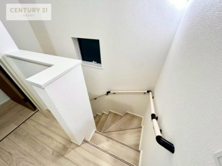 ���̑����ρ@�K�i�͖��邭�萠������Ă��܂��B���q�l�₲�N�z�̕������S���Ă����p�����܂��ˁB