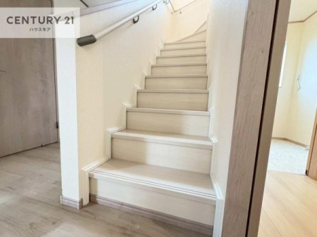 ���̑����ρ@�K�i�͖��邭�萠������Ă��܂��B���q�l�₲�N�z�̕������S���Ă����p�����܂��ˁB