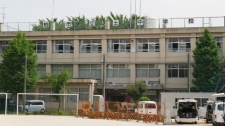 ���ӊ��@-