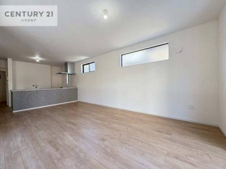 ���r���O�@�L�X�_�C�j���O�X�y�[�X�I������肨�H���B�΂��������y�������Ԃ��߂����܂��B���X�̔���������܂��I