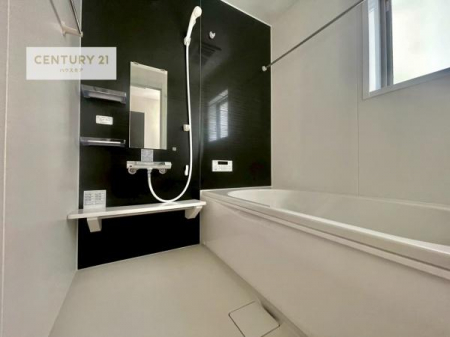 �����@�������������l�̕��͋C�̃o�X���[���́A�����o�Ă��ăo�X�^�C�����[���I
���d���撣���Ă��邲�J���ɂ��D�݂̓����̓����܂����āA�y����ł݂Ă͂������ł��傤���H