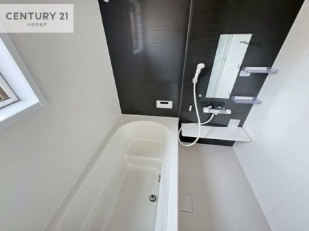 �����@�������������l�̕��͋C�̃o�X���[���́A�����o�Ă��ăo�X�^�C�����[���I
���d���撣���Ă��邲�J���ɂ��D�݂̓����̓����܂����āA�y����ł݂Ă͂������ł��傤���H